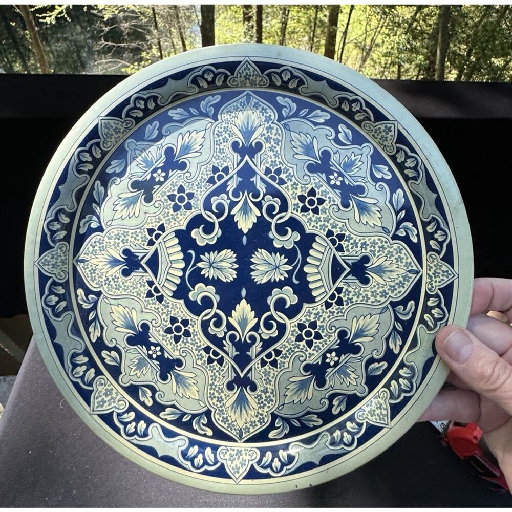Beautiful Vintage Metal Serving Tray Marked Delft Blue Green Holland 10" -A52